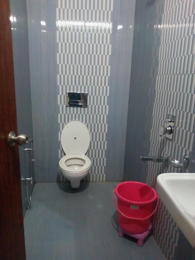 Hotel Wisdom Celebration Motihari Exterior foto